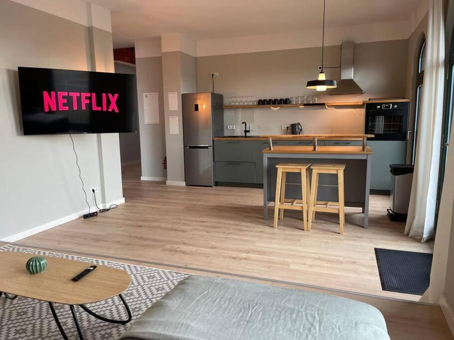 Loft 7 15Min Hbf 2Br Smart Tv Wifi Apartment ไลป์ซิก ภายนอก รูปภาพ