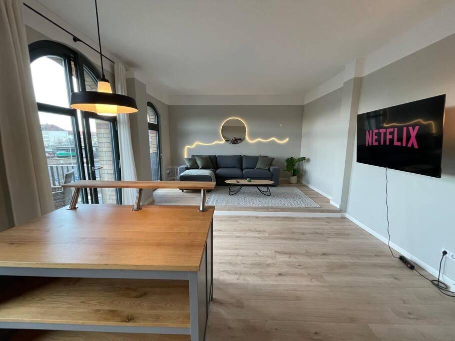 Loft 7 15Min Hbf 2Br Smart Tv Wifi Apartment ไลป์ซิก ภายนอก รูปภาพ